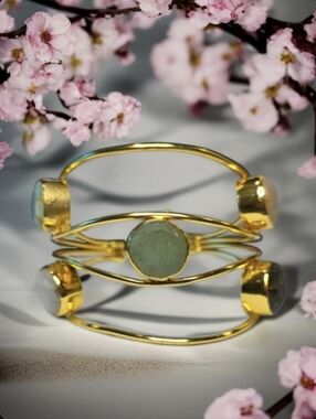 18k Gold Plated Artisan Natural Stone Quartz Gemstone Cuff Bracelet
